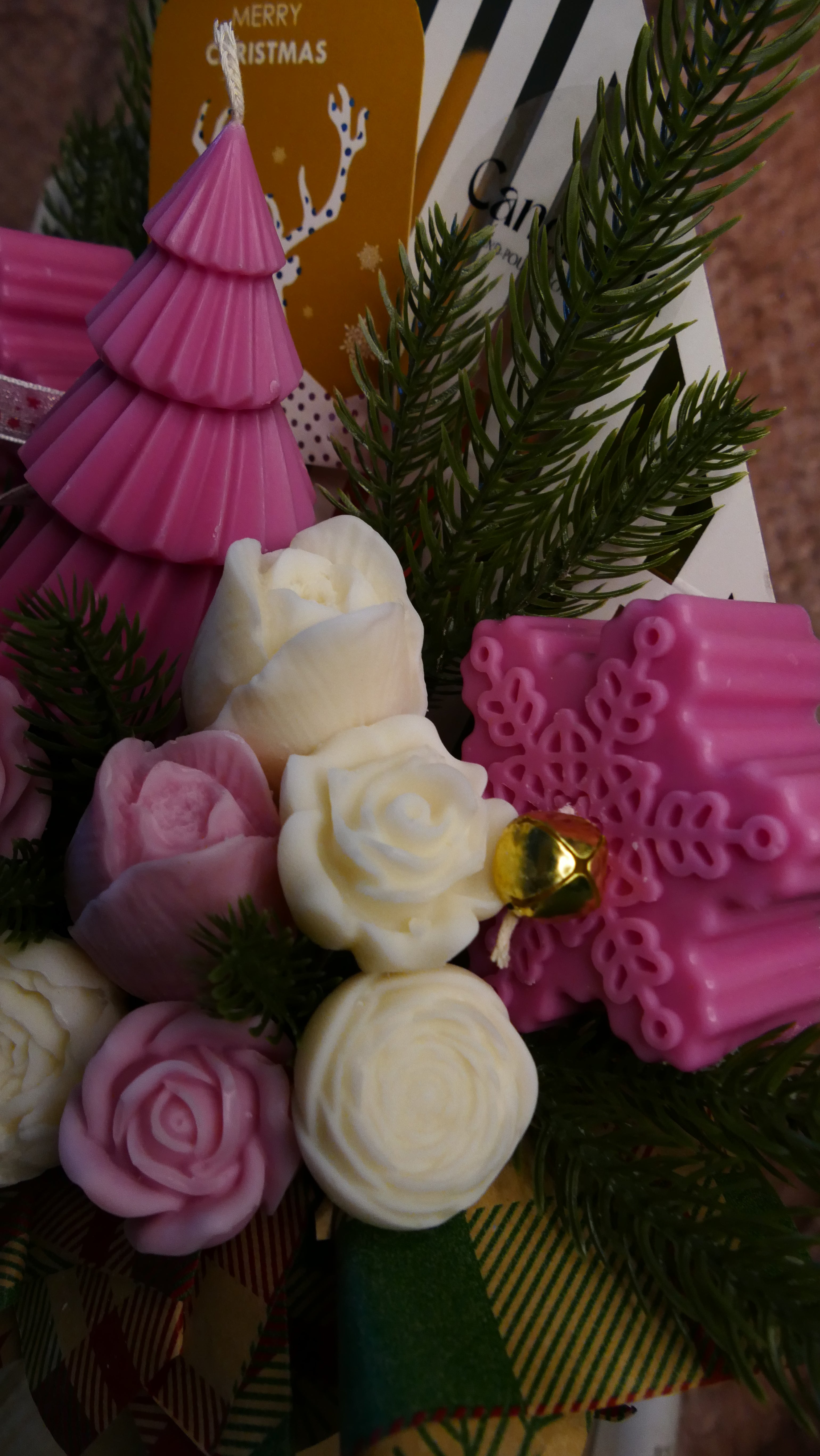 Weihnachtsbrief in Rosa und Weiß