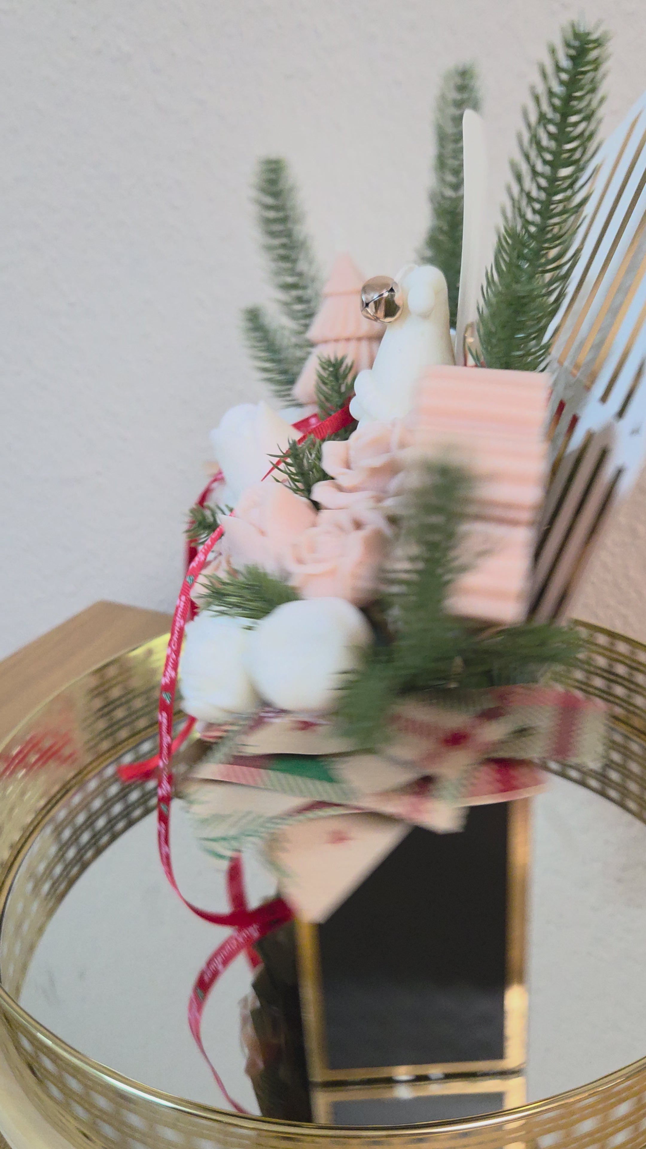 Weihnachtsbrief in Beige und Weiß