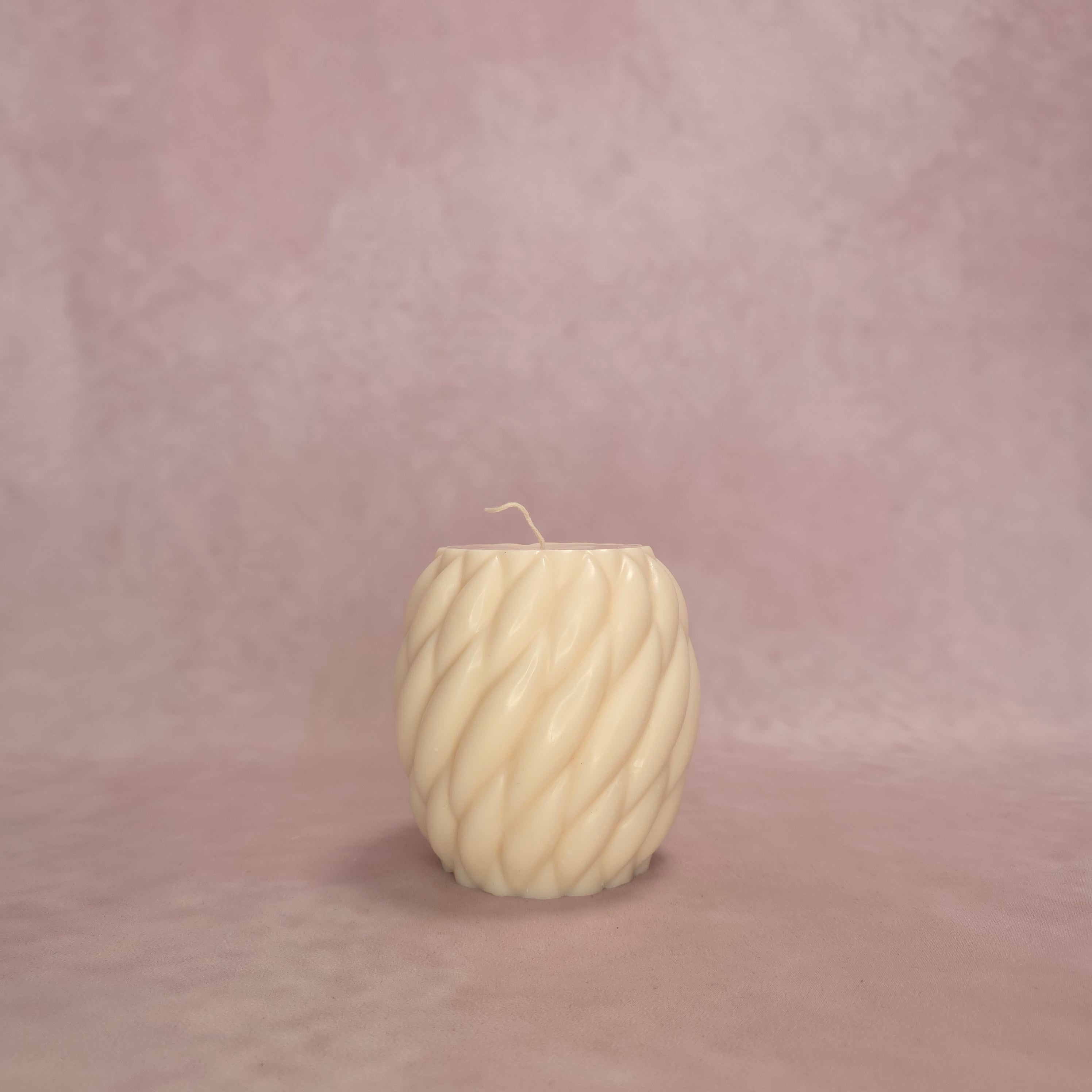 Handgegossene Kerzen "Gerippte Säulen" aus Sojawachs