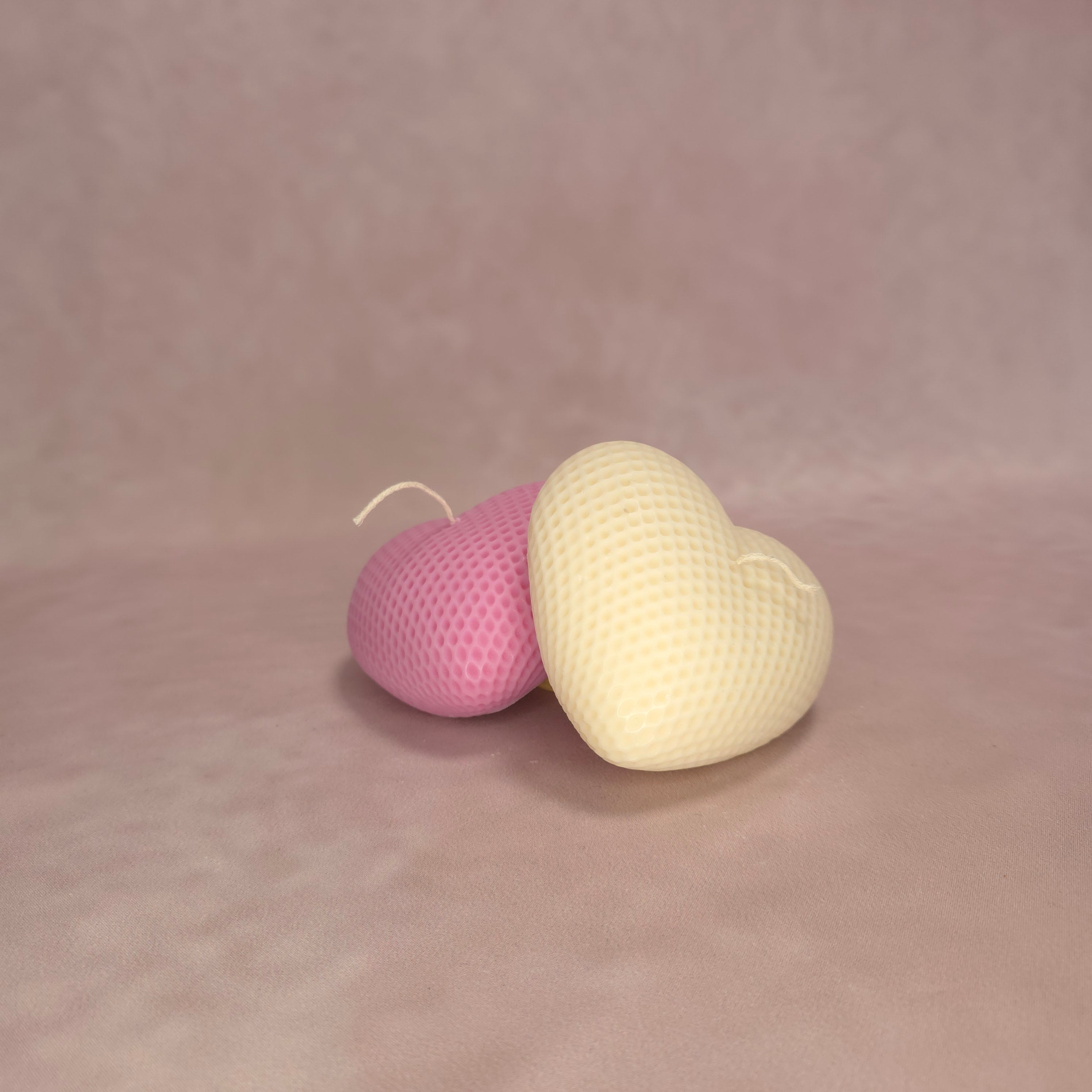 Handgegossene Kerzen "Herzen" aus Sojawachs - Valentinstag Edition