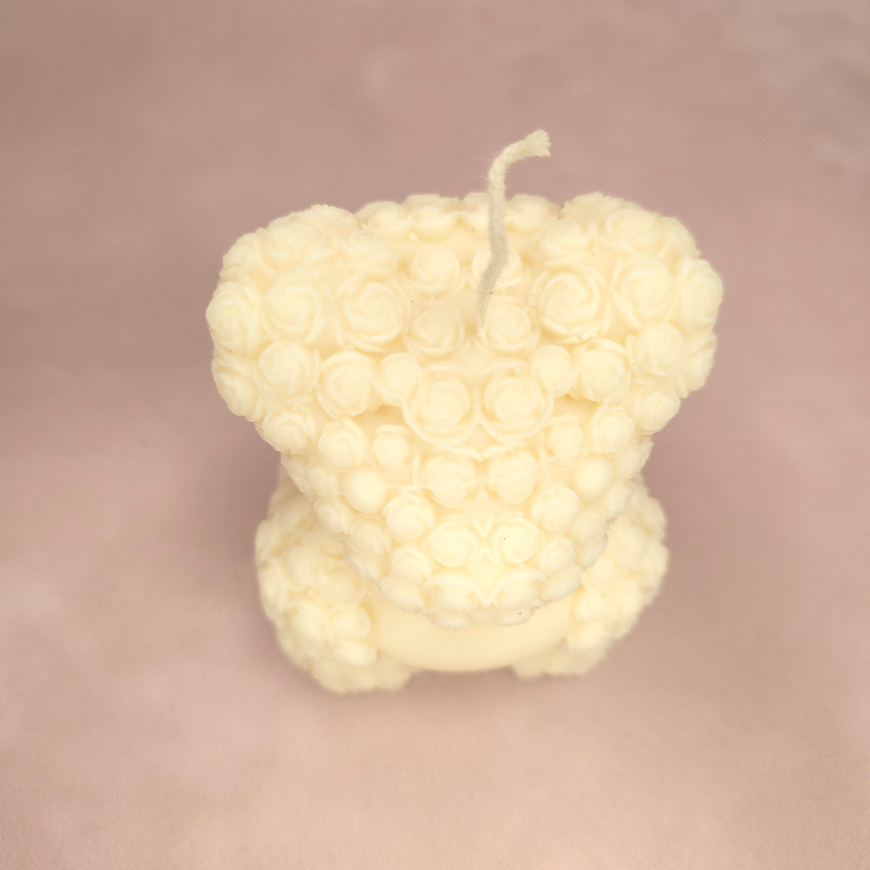 Handgegossene Kerze "Teddy" aus Sojawachs