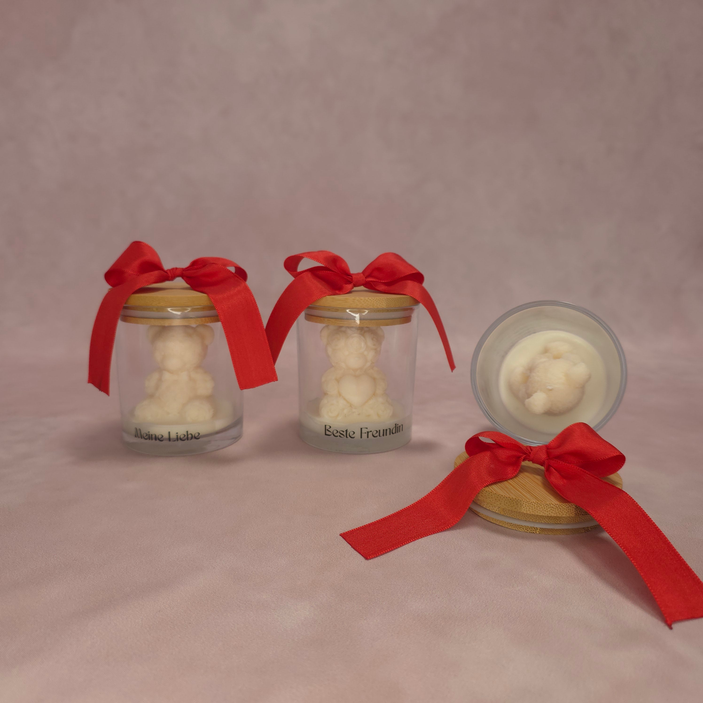 Personalisierbare handgegossene Duftkerze im Glas – Valentinstag Edition
