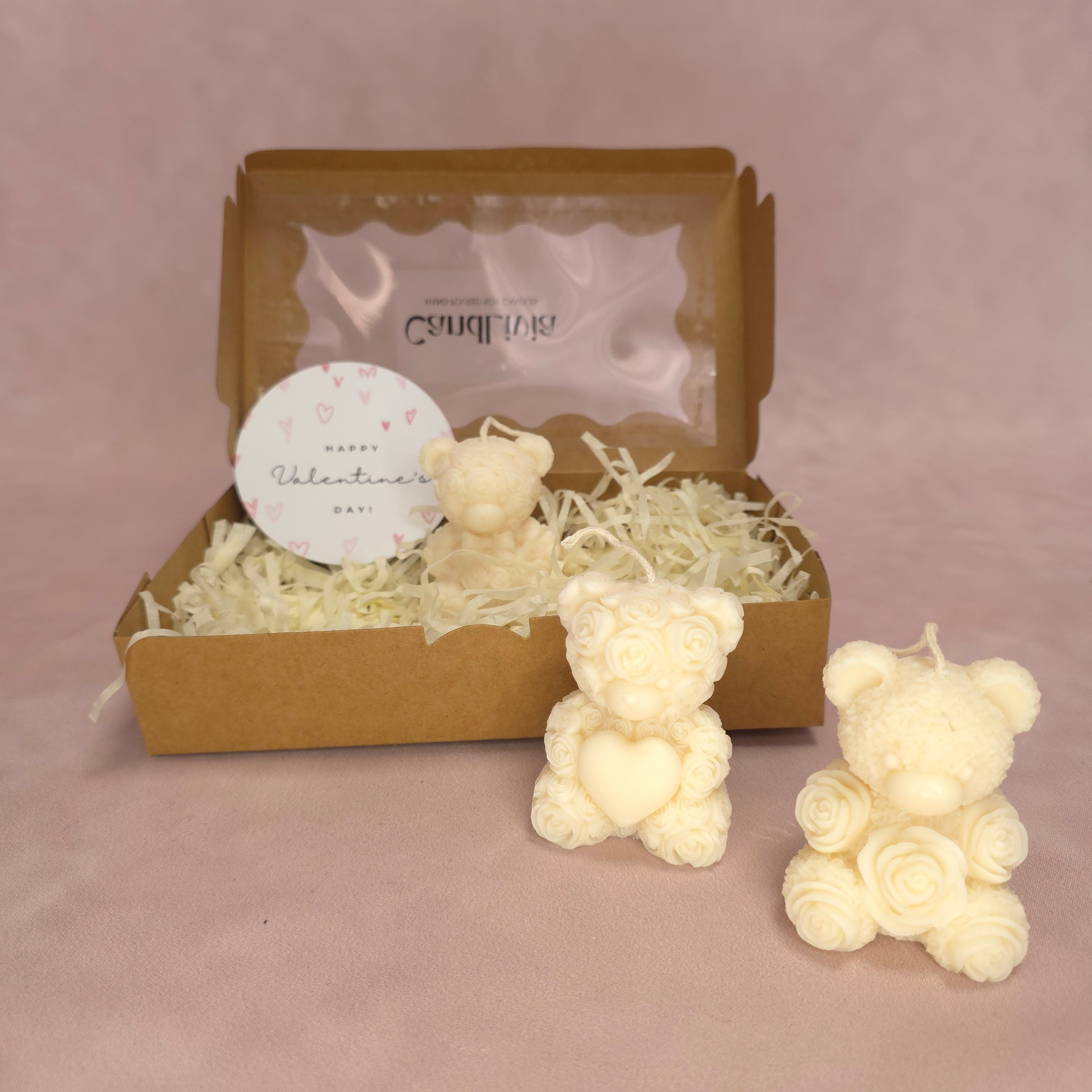Geschenkbox mit Handgegossenen Kerzen "Teddy" - 3er Set