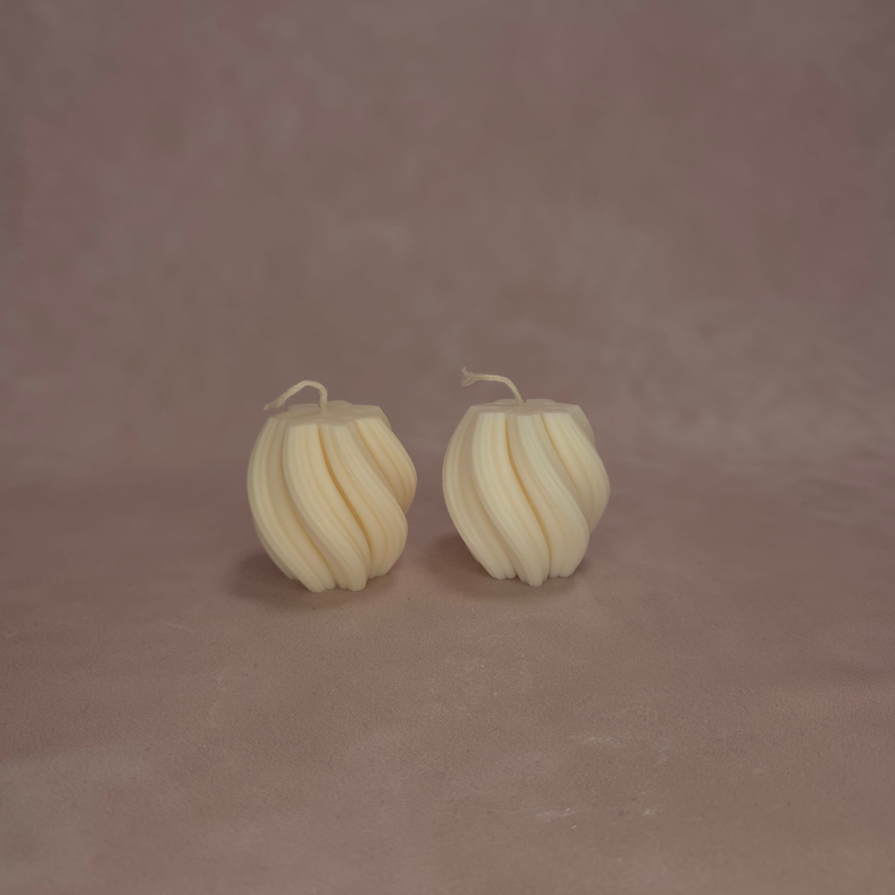 Handgegossene Kerzen "Mini Swirl" aus Sojawachs - 2er Set