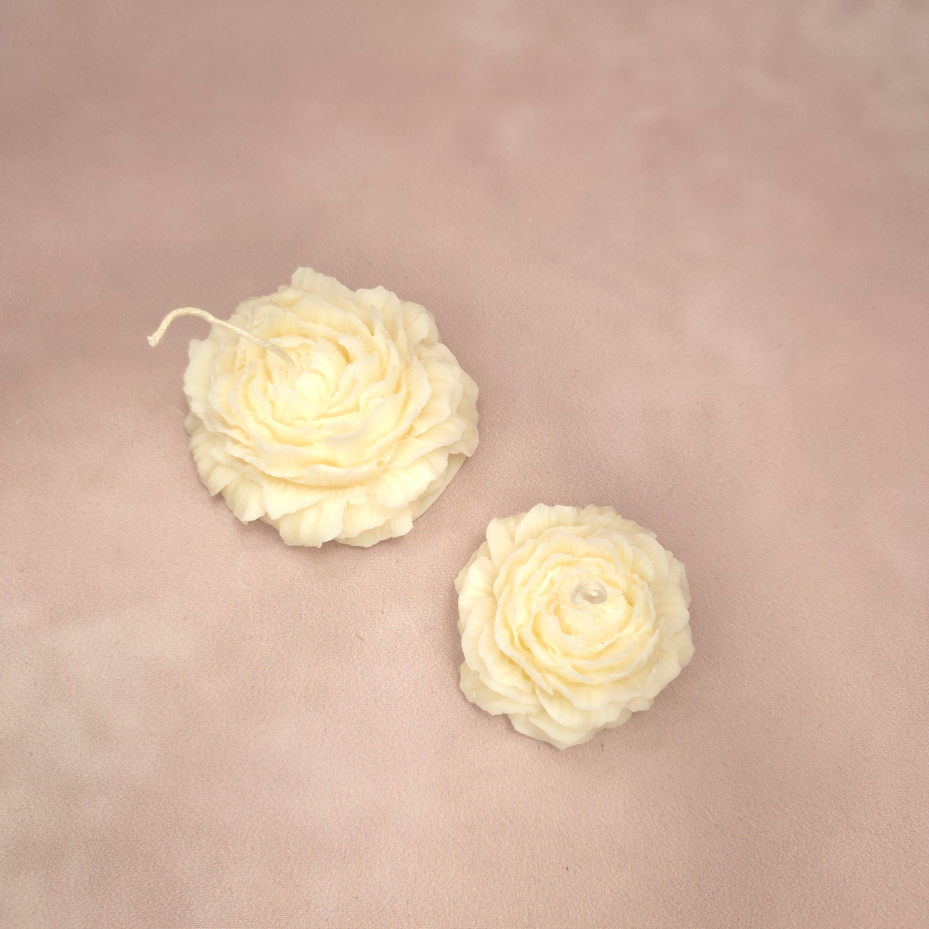 Handgegossene Kerze "Pfingstrosen" aus Sojawachs - 2er Set