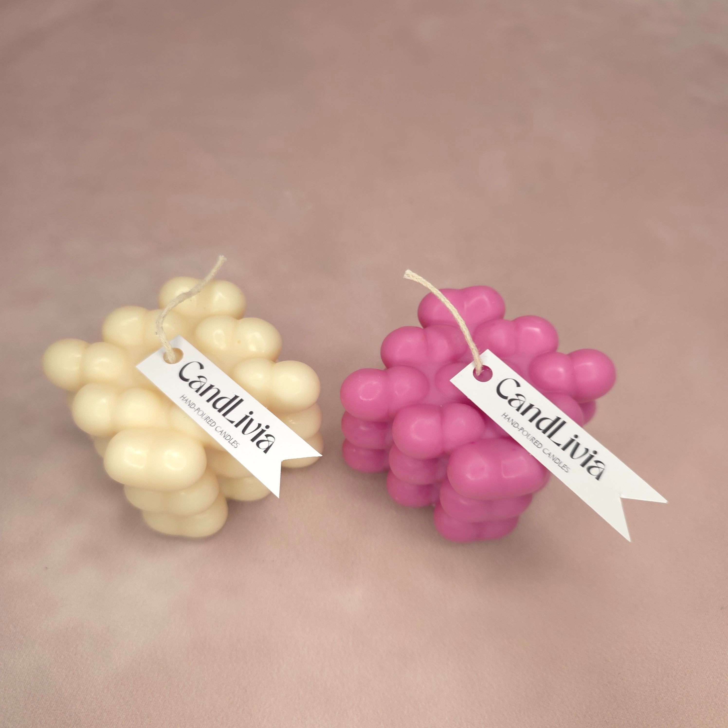 Handgegossene Kerze "Bubble Heart" aus Sojawachs - Valentinstag Edition