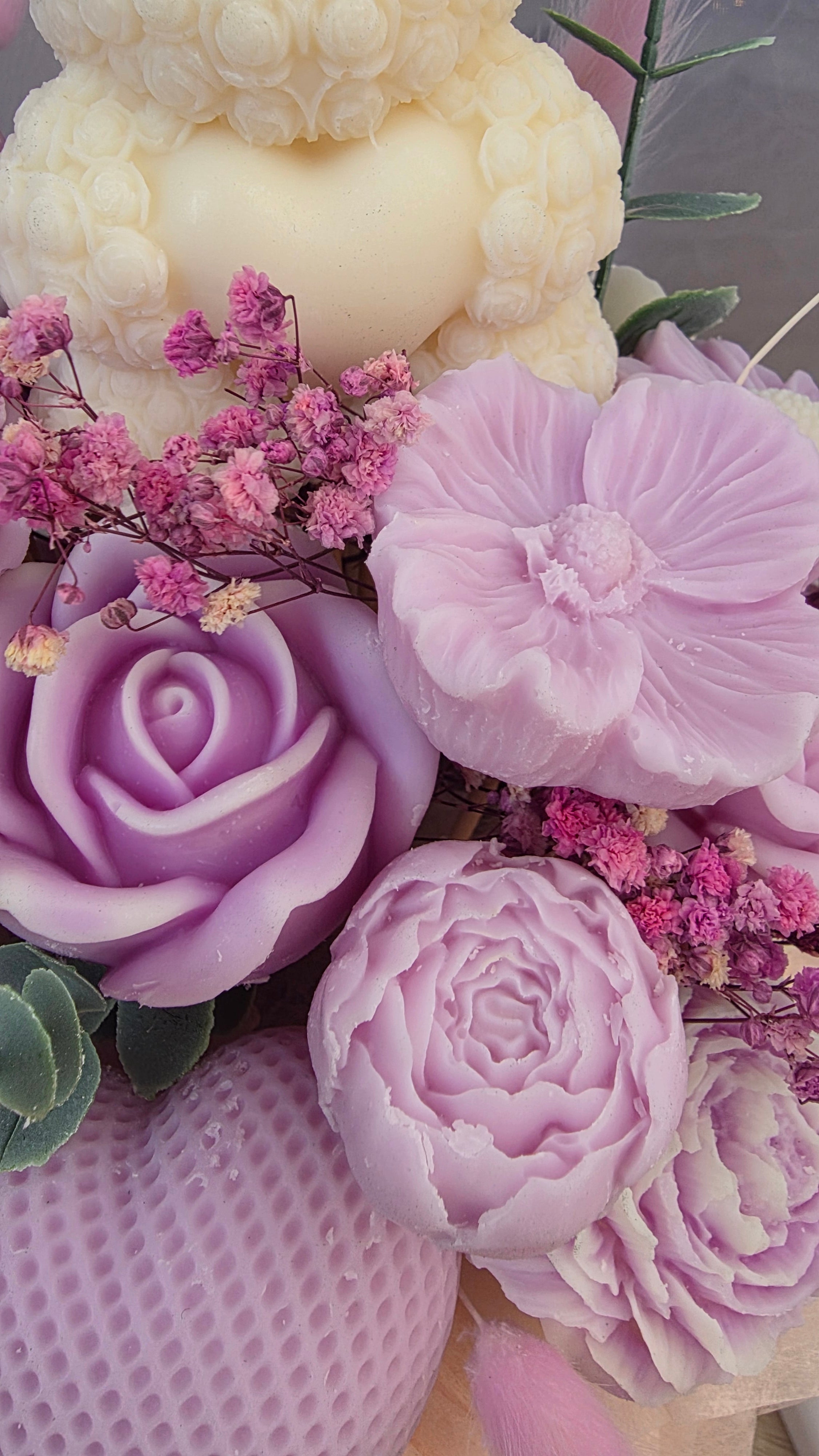 Blumenbox Groß in Lila und Weiß mit Teddybear