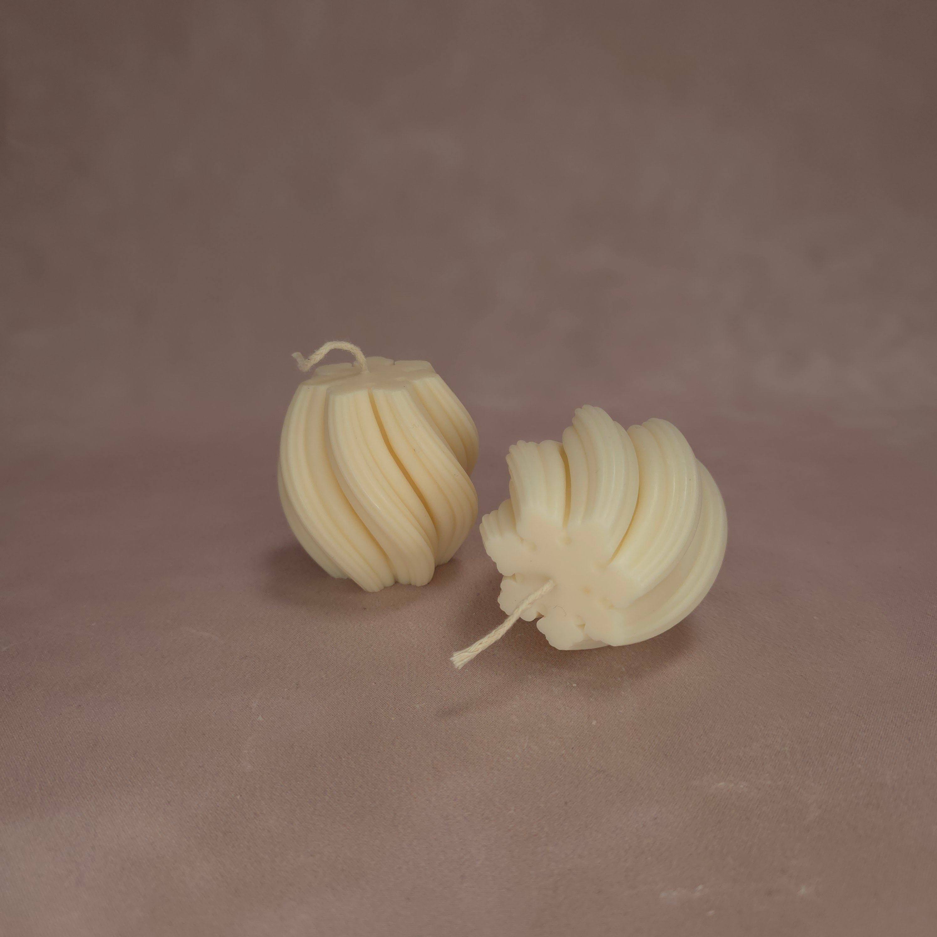 Handgegossene Kerzen "Mini Swirl" aus Sojawachs - 2er Set